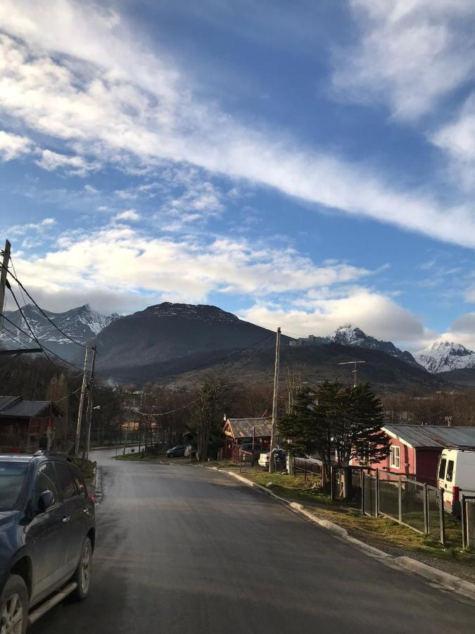 Departamento Pajaro Carpintero Apartment Ushuaia Ngoại thất bức ảnh